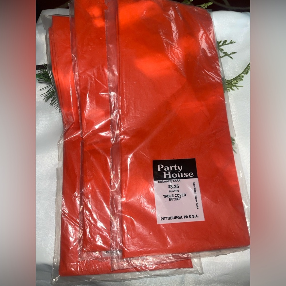 Red Table Covers 3